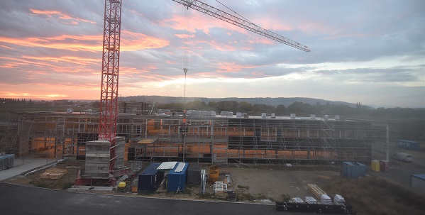 Usine de Coloral actuellement en construction à Cressier